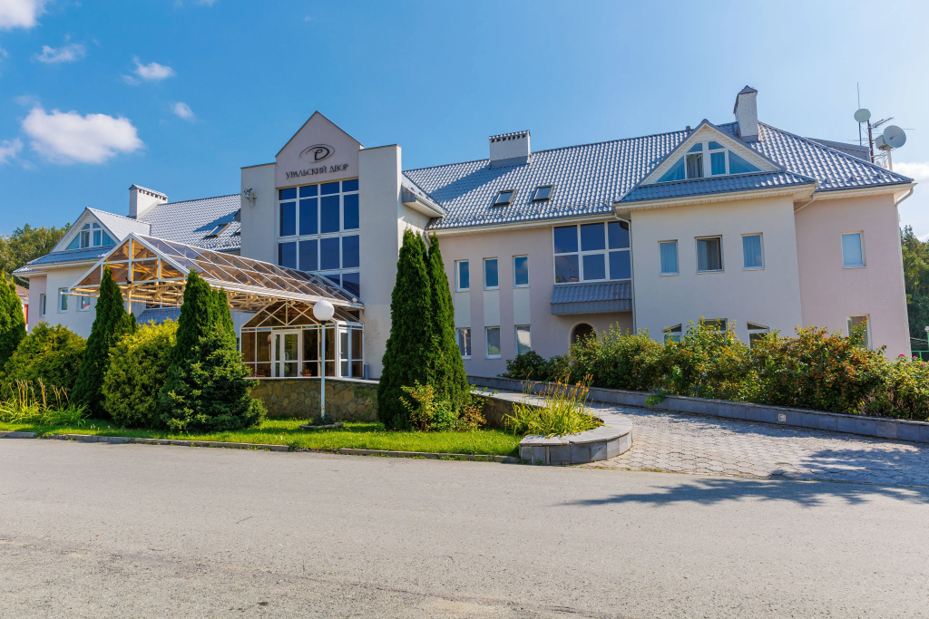 Uralsky Dvor photo 2