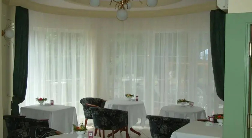 Hotel Continent photo 5
