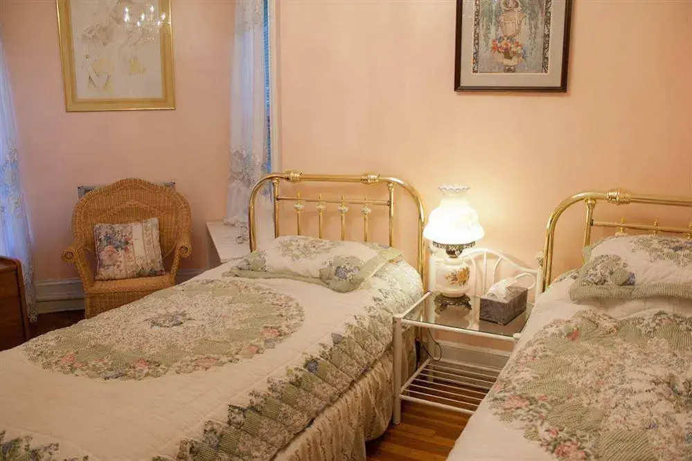 Eves Place photo 3