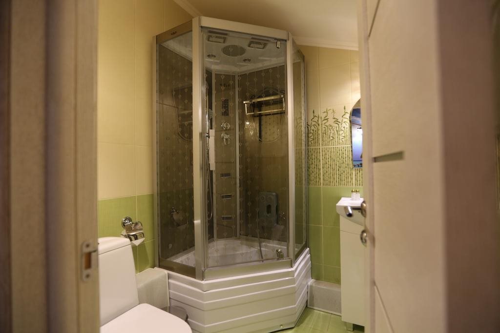 Romani Hotel photo 3
