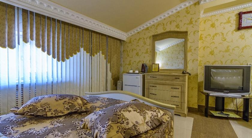 Grand Hotel photo 2