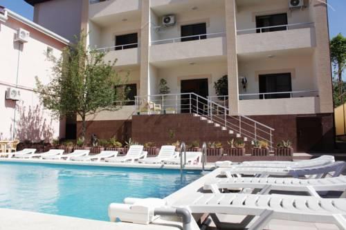 Laguna Hotel photo 4